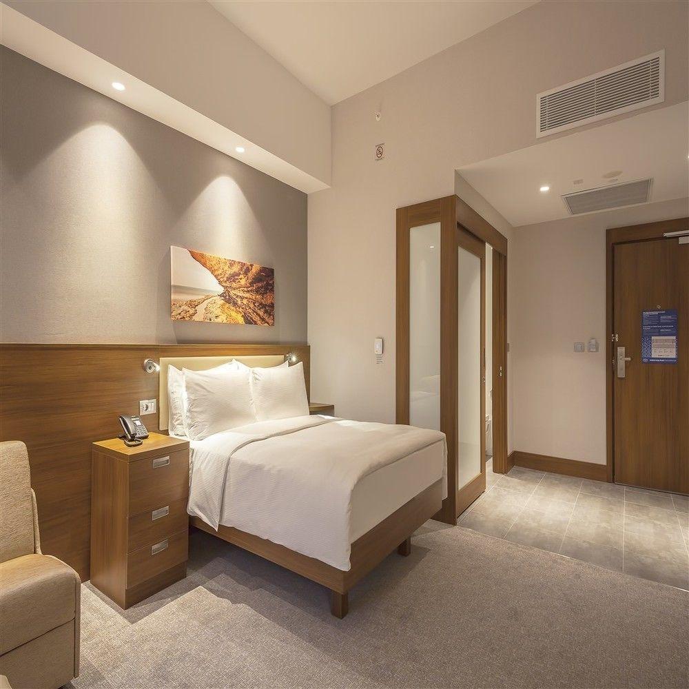 Hampton By Hilton Kocaeli Symbol Hotel Bagian luar foto