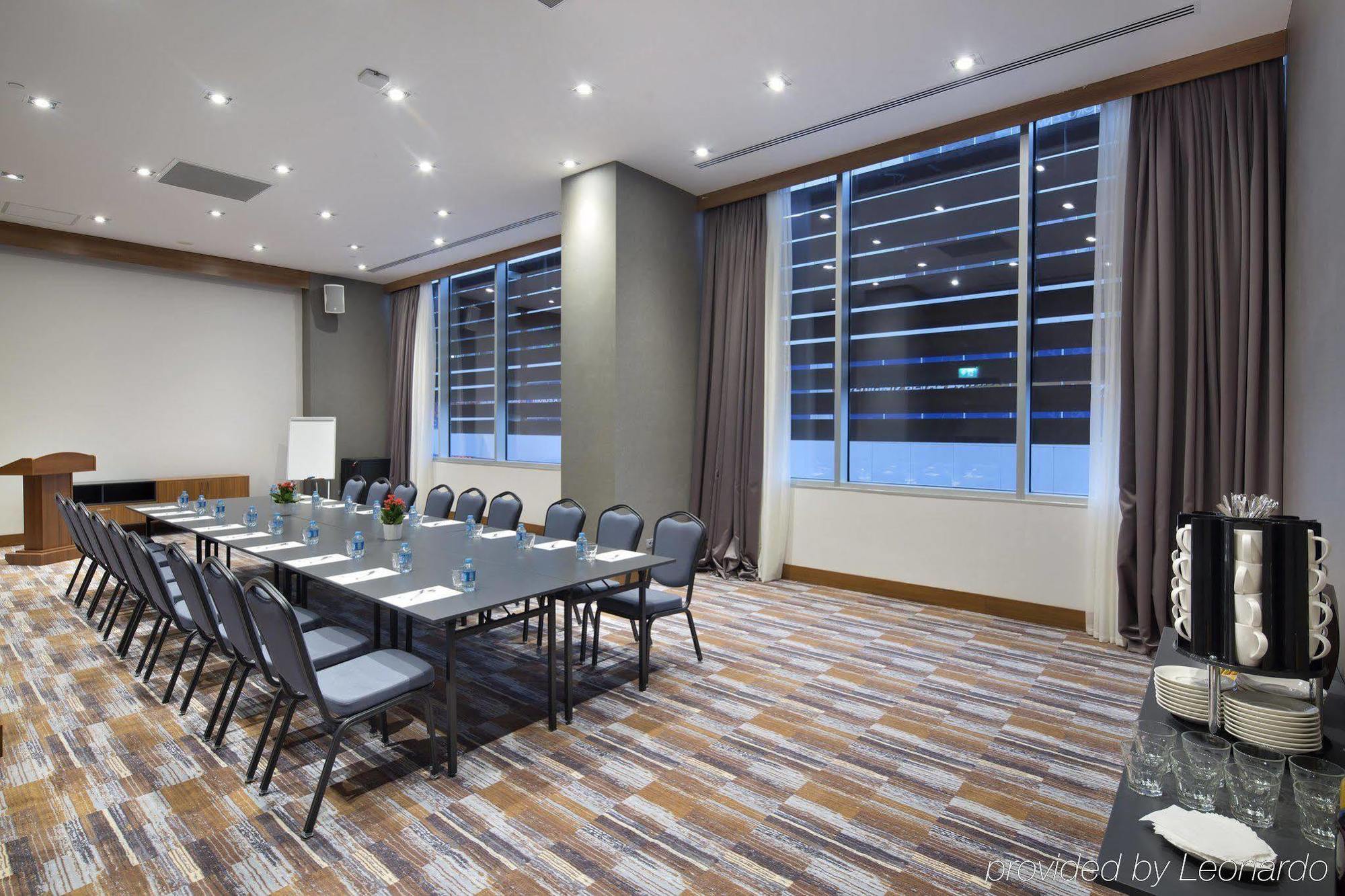 Hampton By Hilton Kocaeli Symbol Hotel Bagian luar foto