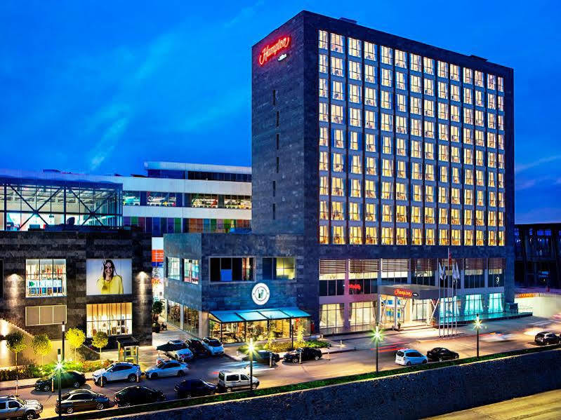 Hampton By Hilton Kocaeli Symbol Hotel Bagian luar foto